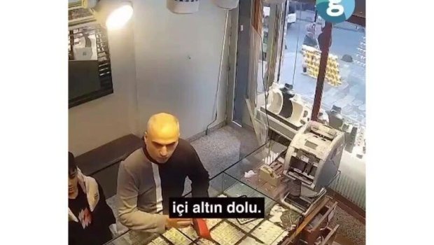 İstanbulda uşaqlar 1,3 milyon lirə dəyərində qızılı sahibinə qaytarıblar &ndash; VİDEO