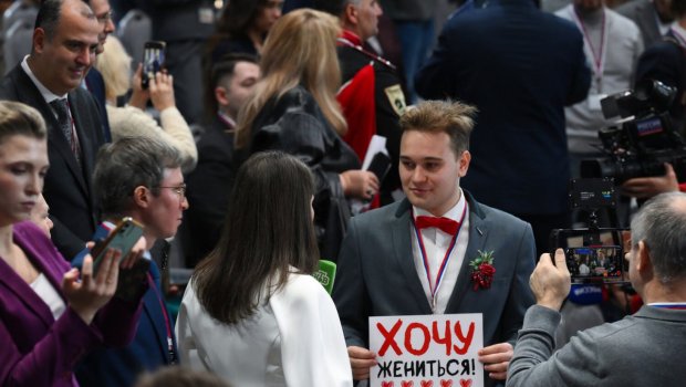 Putinlə &ldquo;birbaşa xətt&rdquo;də baş verən sevgi hekayəsindən film çəkiləcək?