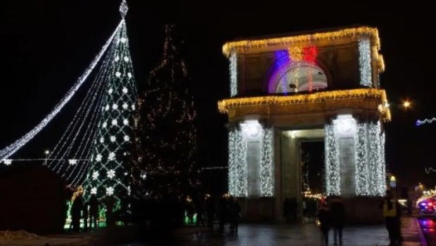 Dünyanın ən bahalı &ldquo;yolka&rdquo; ağacları: Milyarderləri belə şoka salacaq FAKTLAR
