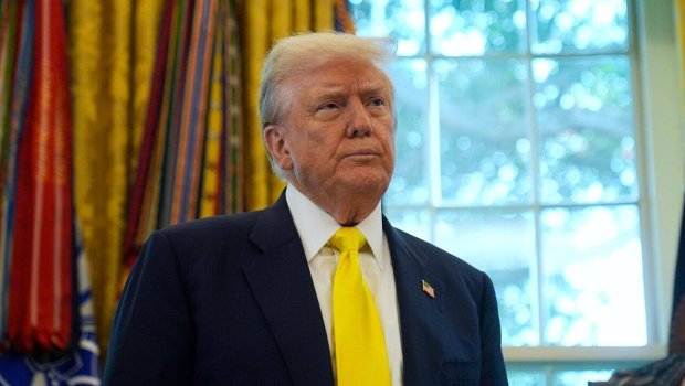 Tramp administrasiyası 48 səfirin geri çağırılmasına QƏRAR VERDİ