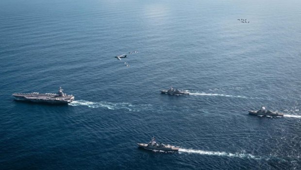 ABŞ Sakit okeanda narkotik daşıyan gəmini vurdu