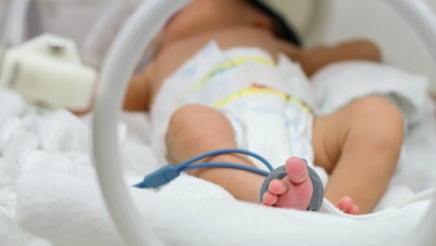 Doğuş zamanı körpə həyatını itirdi