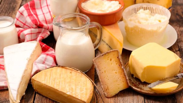 Yağlı pendir və qaymaq demensiya riskini AZALDIR