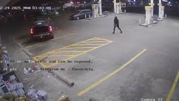 Film kimi HADİSƏ: Oğurladıqları bankomatı qaçarkən itirdilər - VİDEO