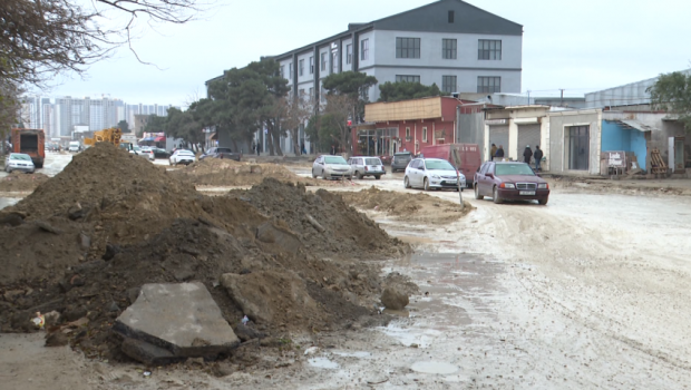 "Ulduz" metrosunun yaxınlığında yol təmiri nə vaxt yekunlaşacaq? - VİDEO