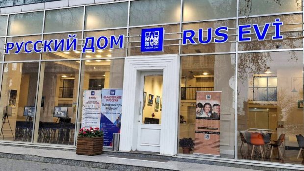 Rəsmi Bakı: &ldquo;"Rus Evi"nin ləğvi məsələsi başa çatıb&rdquo;