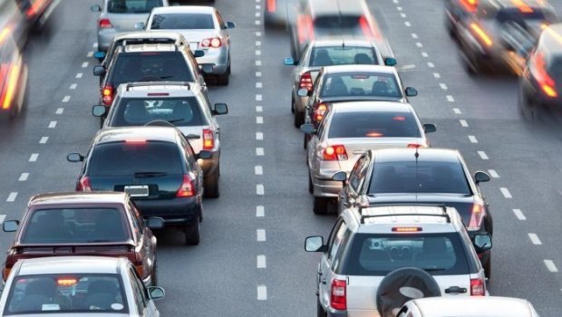 Bakının bəzi yollarında SIXLIQ VAR