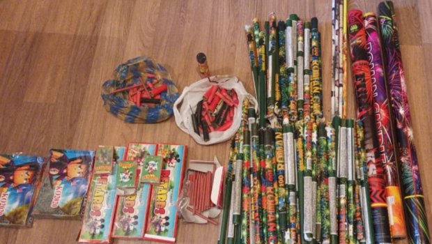 Pirotexniki vasitələr satan daha 11 nəfər SAXLANILDI