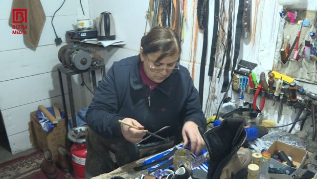 Zaqatalanın çəkməçi XANIMI - Həyat yoldaşının sənətini yaşadan Fəzilət Dadalovanın HƏYAT HEKAYƏSİ &ndash; FOTO