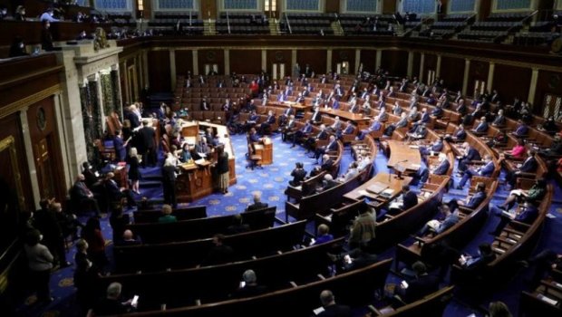 ABŞ Konqresində Trampa qarşı ETİRAZ