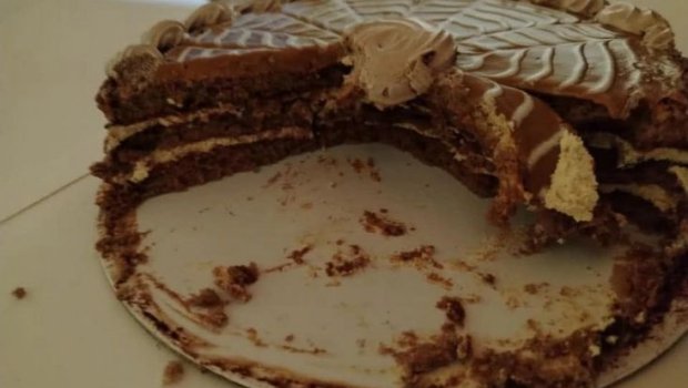 "AZZA" tortundan zəhərlənmə olub? - İDDİA - FOTO