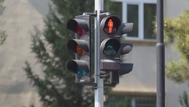 Bu ərazidə yeni svetoforlar quraşdırıldı &ndash; Həmişə qəza şəraiti YARANIRDI