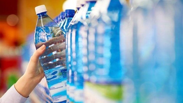 Plastik qablardan su içmək sağlamlığa zərərlidirmi?