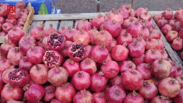 Bazarlarda nar &ldquo;böhranı&rdquo; &ndash; Qiymətlər kəllə-çarxa QALXDI - FOTO