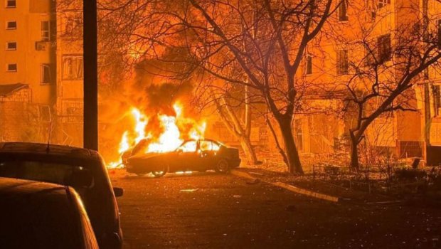 Rusiyadan Odessaya GECƏ HÜCUMU &ndash; Şəhər alovlar içində - VİDEO