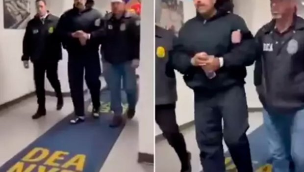 Əli qandallı Maduro hamının Yeni ilini təbrik etdi - VİDEO