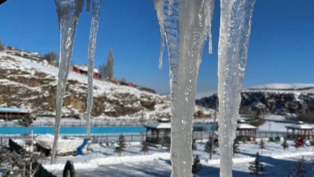 Türkiyədə şiddətli şaxtalar: Termometrlər mənfi 36 dərəcəni göstərir