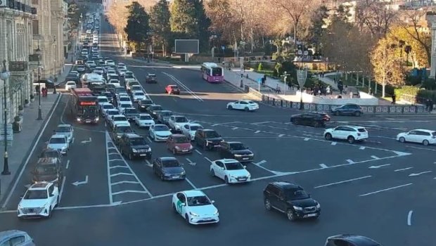 Bakıda bu yollarda sıxlıq var - SİYAHI