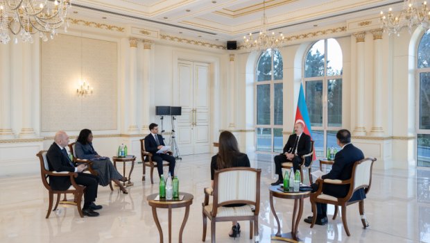 Prezidentin yerli televiziya kanallarına müsahibəsindən ilk görüntülər - VİDEO