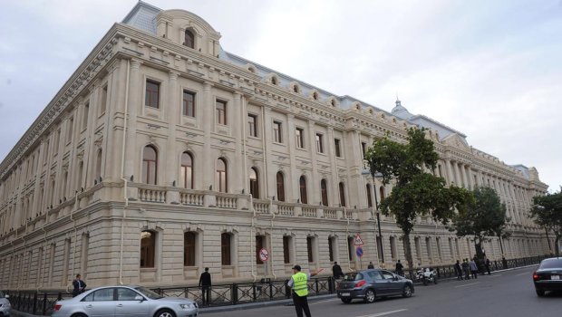 Bakıda bu məktəbi polis 24 saat qoruyacaq