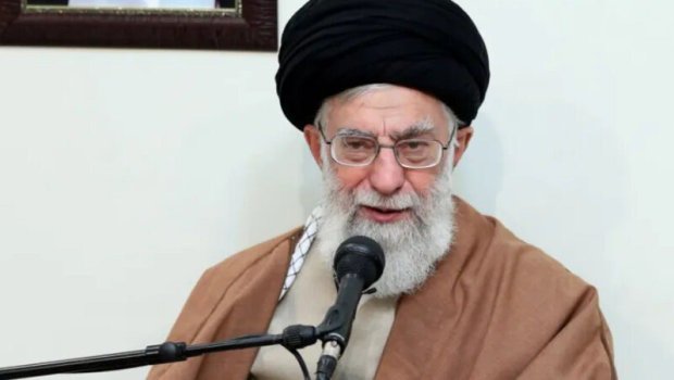 Güneyli qadın Xameneini namərd adlandırdı: &ldquo;Öldürmə, çörək ver&rdquo; &ndash; VİDEO