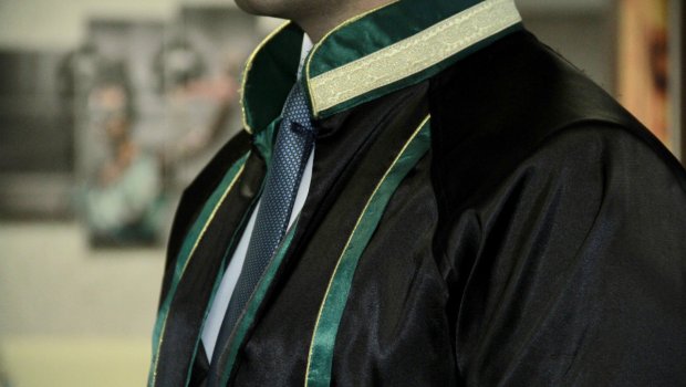 Vəkil olmaq istəyənlərin NƏZƏRİNƏ