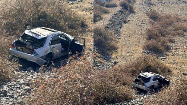 Balakəndə avtomobil KÖRPÜDƏN AŞDI - FOTO