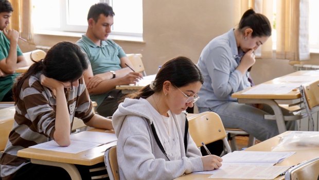 Təhsilini başa vurmayan şəxslərə arayış belə veriləcək &ndash; QƏRAR