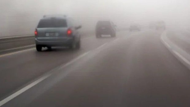 Şimal-Qərb bölgəsində QATI DUMAN: Göz-gözü görmür - VİDEO