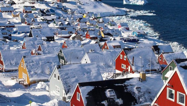 Britaniya Qrenlandiyaya qoşun göndərəcək? - VƏZİYYƏT GƏRGİNLƏŞİR