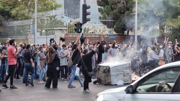 İranda 8 xüsusi təyinatlı öldürüldü