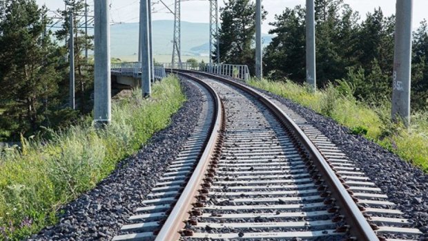 Xaçmazda 59 yaşlı kişini qatar vurub öldürdü