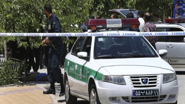 İranda polis rəisi öldürüldü