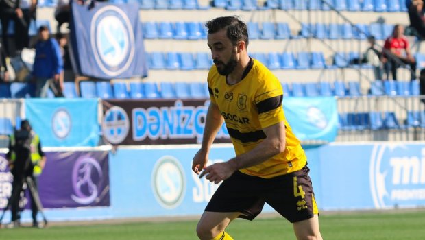 Yığmamızın üzvü &ldquo;Neftçi&rdquo;dən getmək istəyir