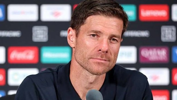 "Real" Xabi Alonso ilə vidalaşdı - Yerinə keçmiş oyunçu gətirildi