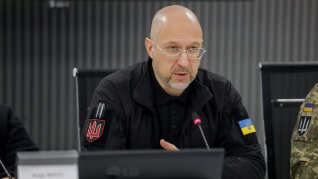 Ukraynanın müdafiə naziri vəzifəsindən azad edildi