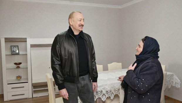 Prezident Ağdərənin Çapar kəndindəki ailənin qonağı oldu - VİDEO