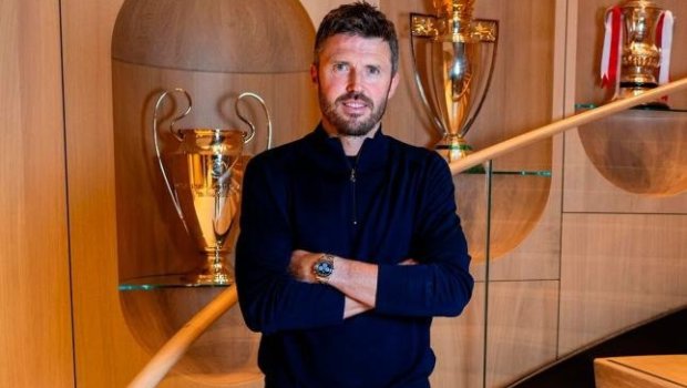 "Mançester Yunayted" yeni baş məşqçisini AÇIQLADI