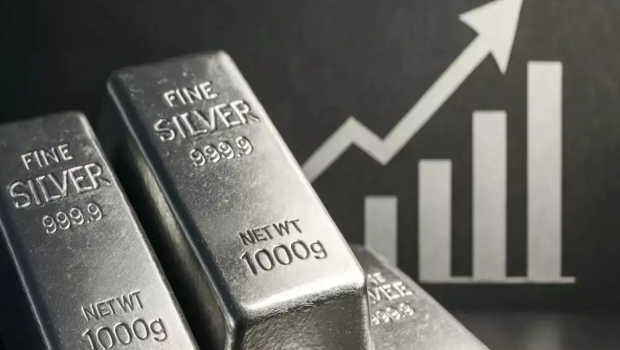 Gümüşün qiyməti tarixdə ilk dəfə 90 dolları ÖTDÜ