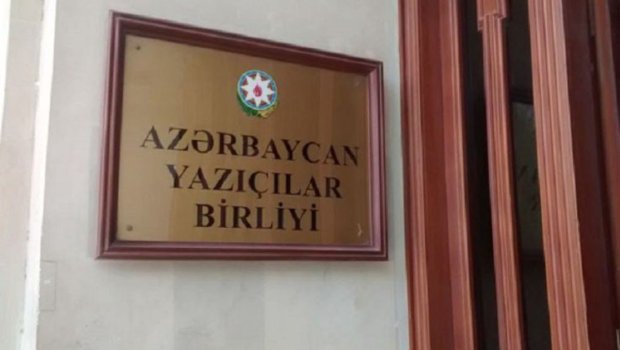 Azərbaycan Yazıçılar Birliyinə üzvlük DAYANDIRILDI