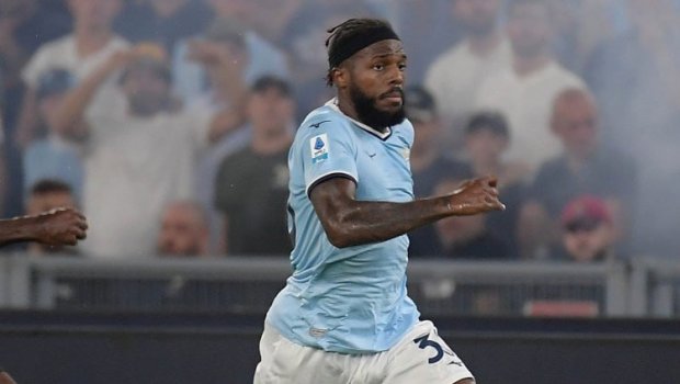 &ldquo;Beşiktaş&rdquo;dan 10 milyonluq TƏKLİF