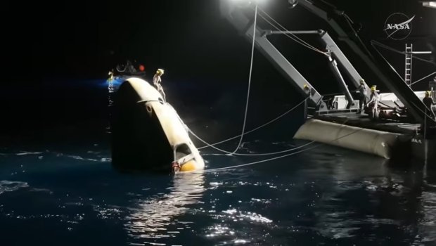 Kosmos tarixində İLK "tibbi təxliyə" &ndash; FOTO