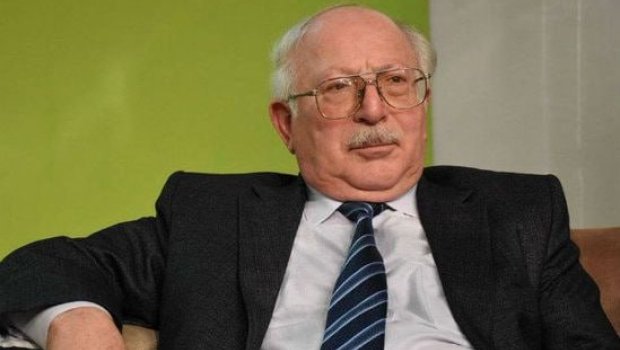 Təvəkkül Səlimov: &ldquo;Kişilər görüşəndə bir-birilərini öpürlər, ayıbdır&rdquo;