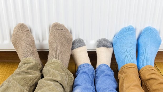 Hansı xəstəliklər zamanı əllər və ayaqlar daim soyuq olur?