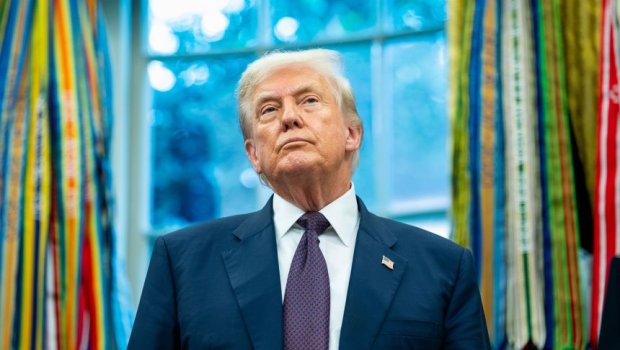 Tramp bu şəxsləri viza qadağalarından AZAD ETDİ