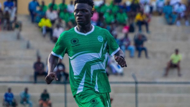 Afrikalı futbolçu &ldquo;Araz Naxçıvan&rdquo;a keçmək istəyir