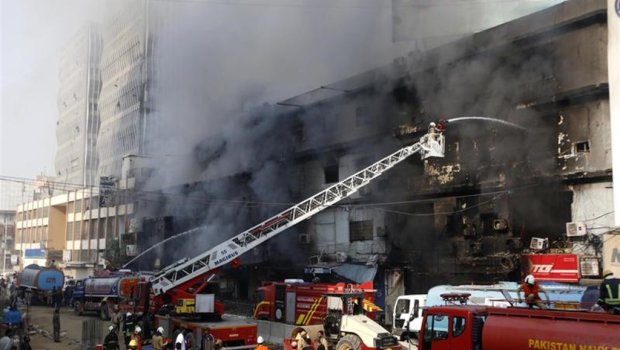 Pakistandakı dəhşətli yanğında ölənlərin sayı ARTDI