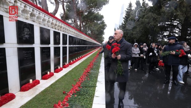 Emin Əmrullayev Şəhidlər xiyabanını ziyarət etdi - FOTO