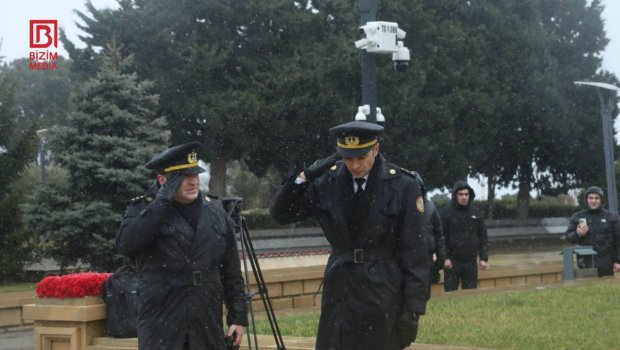 20 Yanvar şəhidlərinin xatirəsinə bir dəqiqəlik SÜKUT - FOTO/VİDEO