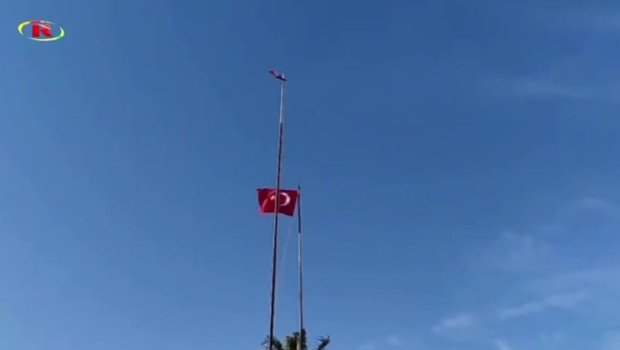 Türkiyənin Suriya ilə sərhəddində ölkə bayrağı endirildi - VİDEO